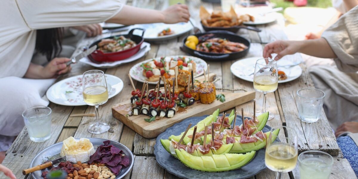 Chill Your Red Wine in Summer
